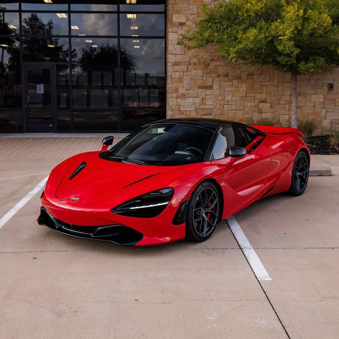 SG739 - Corsa Red