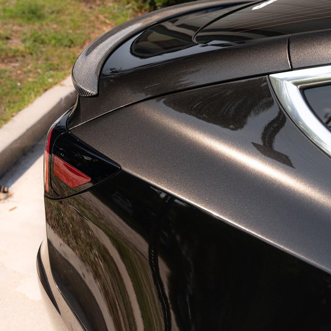 Super Gloss Metallic Black