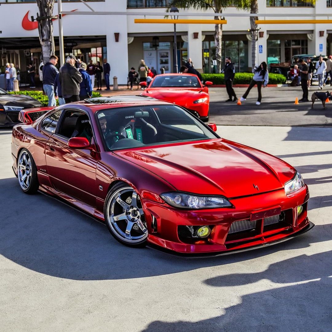 MSG114 - Metallic Vampire Red